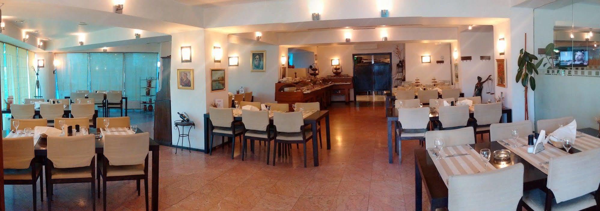 בוקרשט Hotel Dacia Rrt מראה חיצוני תמונה