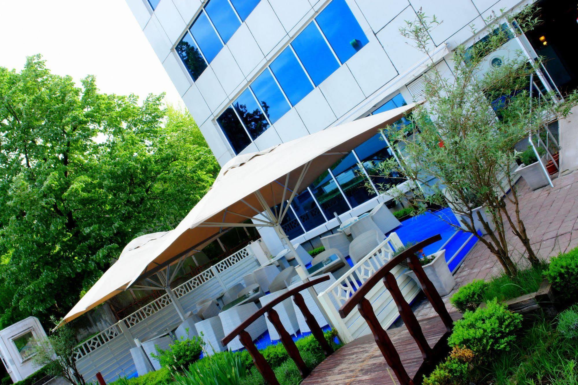 בוקרשט Hotel Dacia Rrt מראה חיצוני תמונה